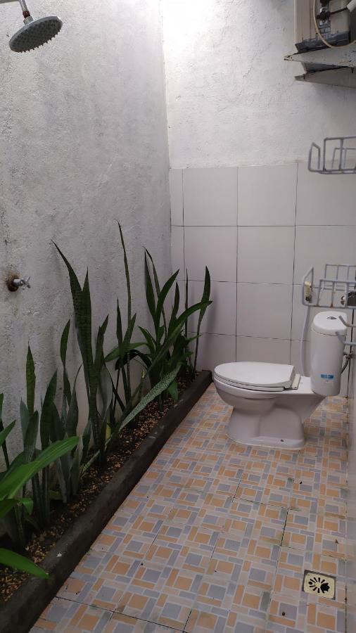 Chemel Homestay Kuta  Экстерьер фото